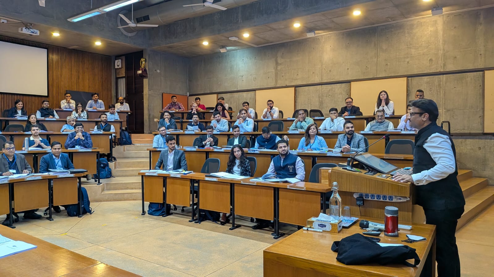 IIM Ahmedabad & GJC Launch GemLead Masterclass for Jewellery Leaders
